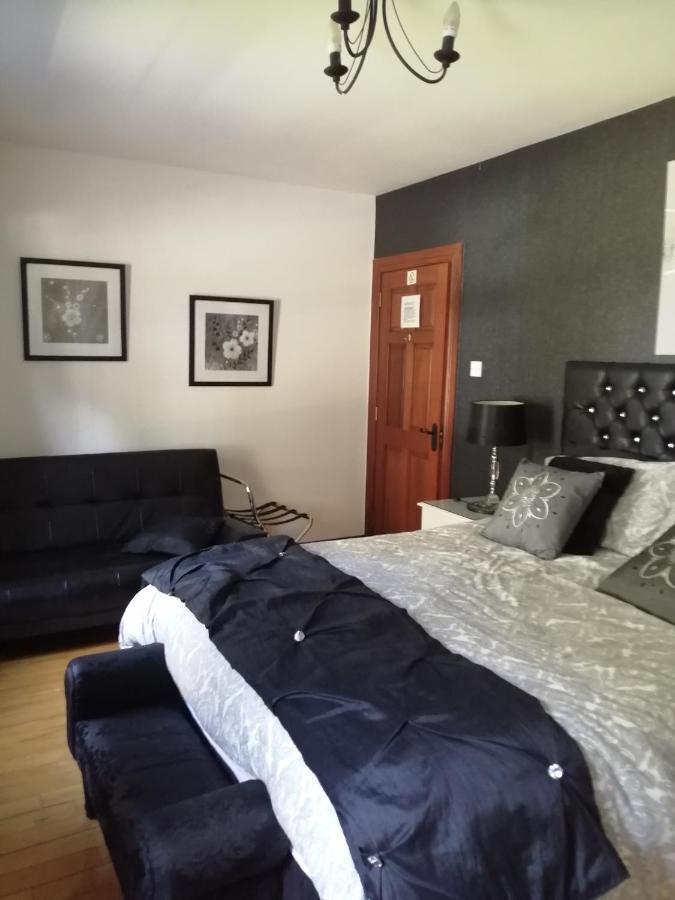 J And J Guest House Ballycastle Luaran gambar